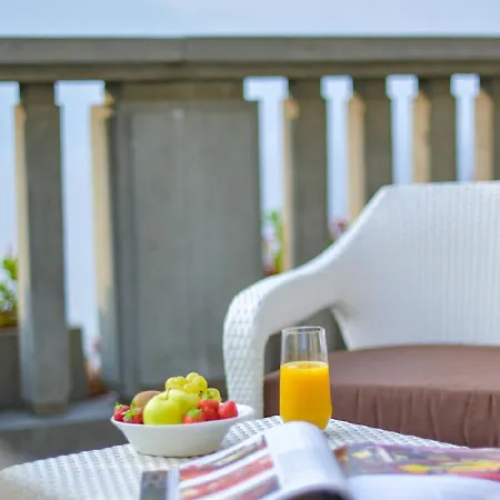 Lario Mandello Hotell 5*