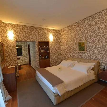 Lario Mandello Hotel 5*