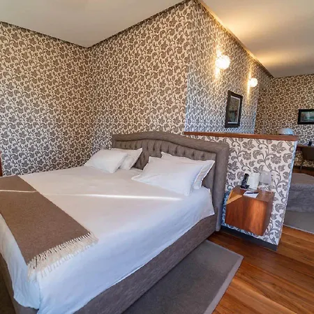 Lario Mandello Hotell 5*