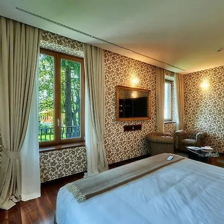 Lario Mandello Hotell 5*